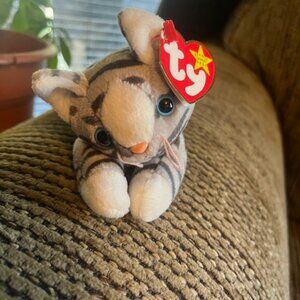 Beanie Baby "Prance" gray tabby cat.
